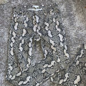 H&M brand new Snakeskin ankle pant